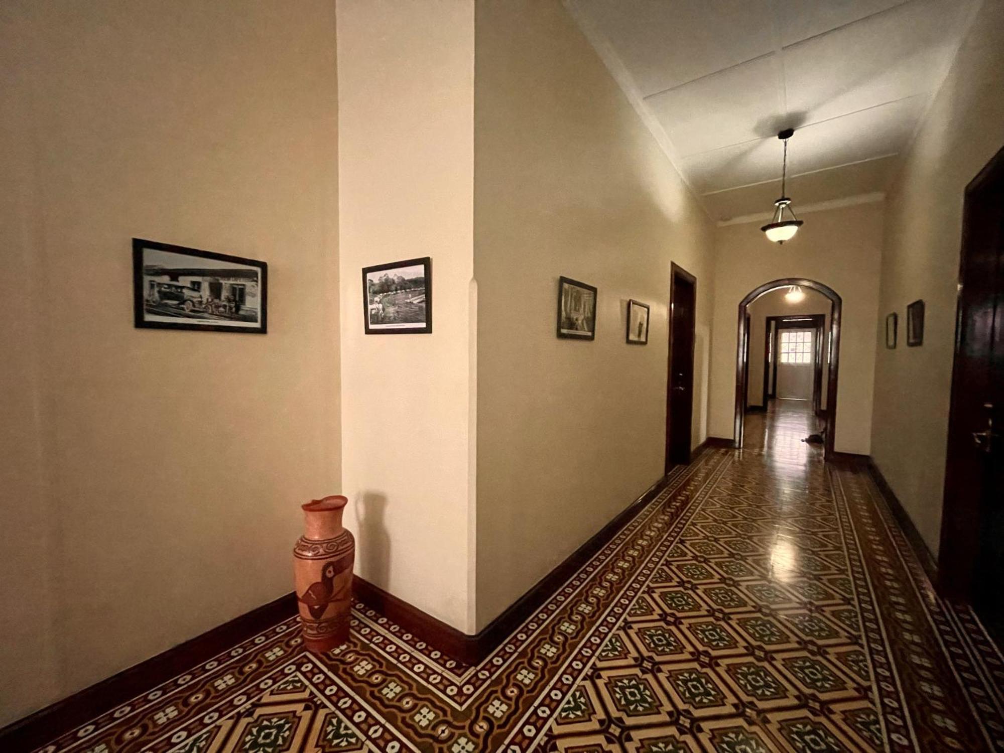 Costa Rica Guesthouse Сан-Хосе Экстерьер фото